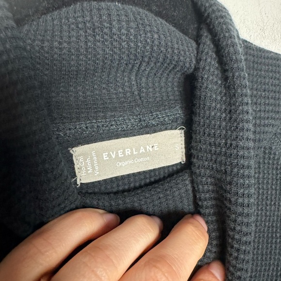 Everlane Waffle Knit Turtle Neck Black Small - Picture 6 of 8
